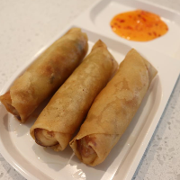 E6 Spring Rolls 3pcs春卷