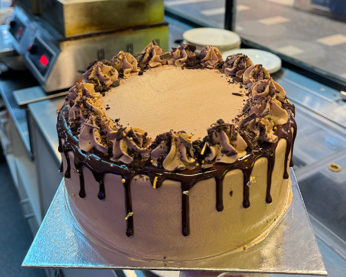 8’ Triple Chocolate Cake