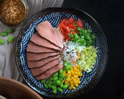 Rice Bowl - Tender Grilled Beef with Pepper Onion Sauce