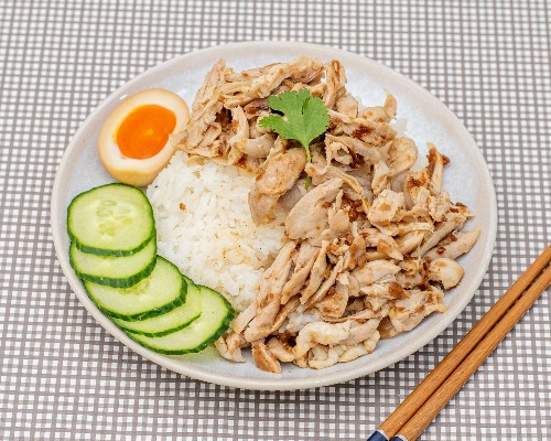 Shredded Chicken Rice 紅蔥雞絲飯