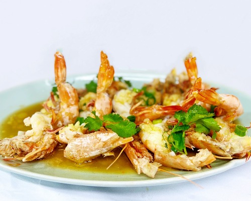 Steamed Prawns with Shell in Garlic Sauce 蒜蓉开边虾