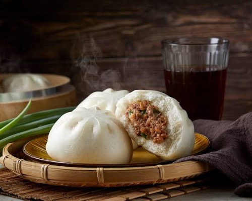 Steamed Pork Buns (4)