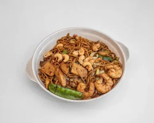 10 Seafood Mee Goreng