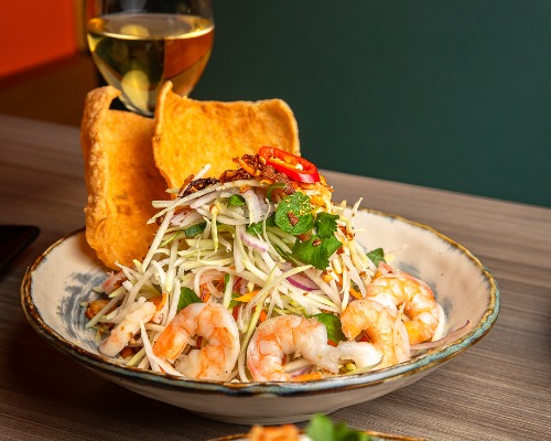 Green Papaya Salad with Prawns