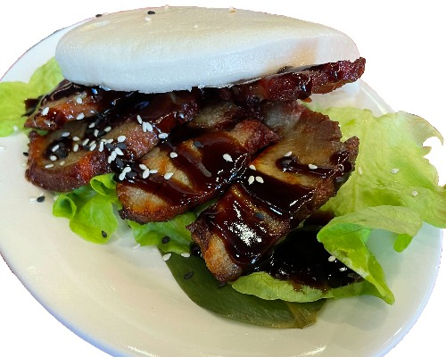12. STEAM BUN WITH Lettuce AND ROAST BBQ叉烧化包