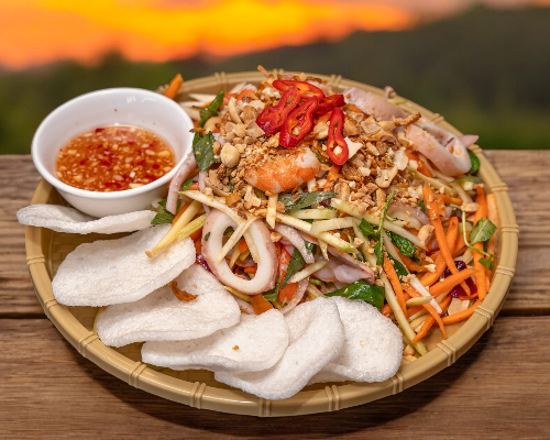 Gỏi Xoài Hải Sản — Mango Seafood Salad