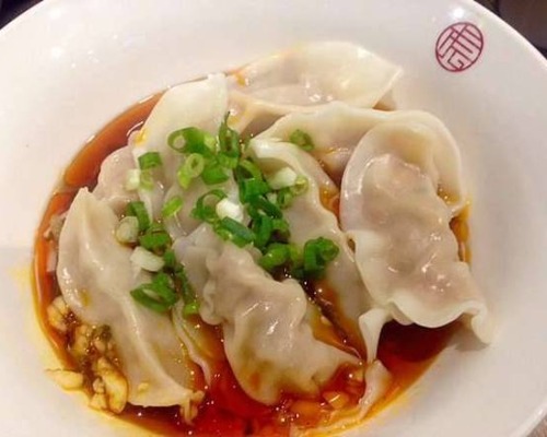 Dumplings in Sichuan Chilli Sauce (12pcs)