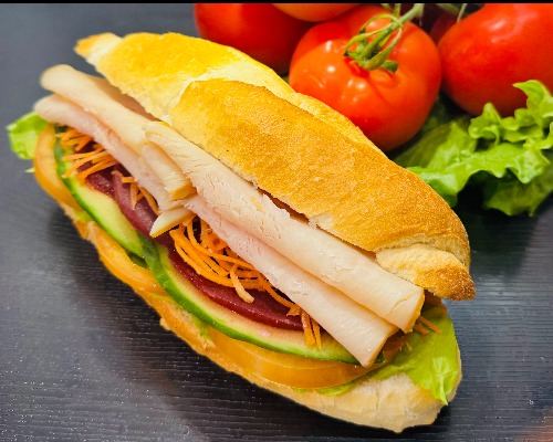 Turkey & Salad Roll