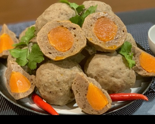 Salted Egg Beef Ball (each)