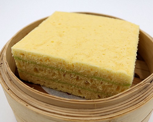 Golden Steamed Sponge Cake 马拉糕