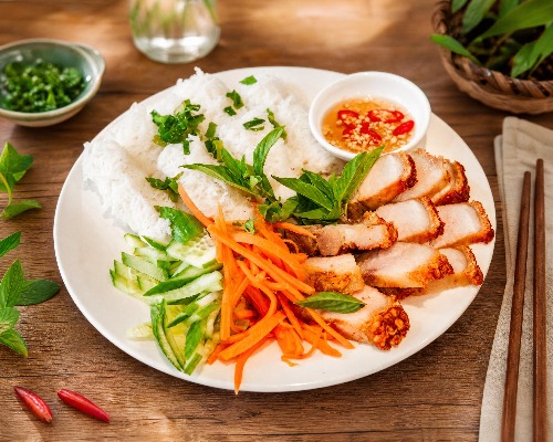 Banh Hoi crispy pork (Fine woven rice vermicelli crispy pork)