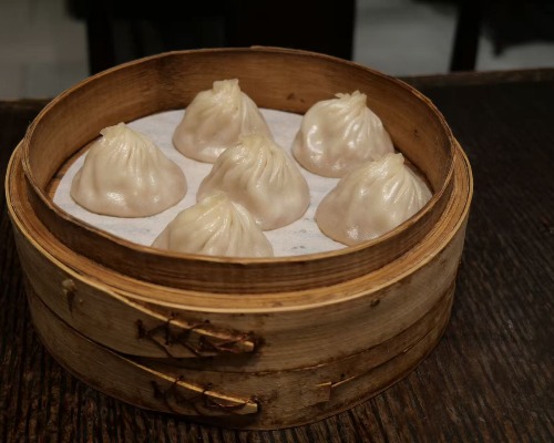 Shanghai Xiao Long Bao（*6） 小籠包