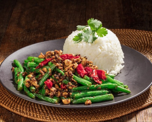L8.Fried beans with Minced Chicken on Rice干煸四季豆饭