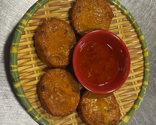 16.Fishcake (4pcs)
