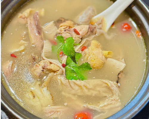金牌特色猪肚鸡汤 Chicken Pork Stripe Soup
