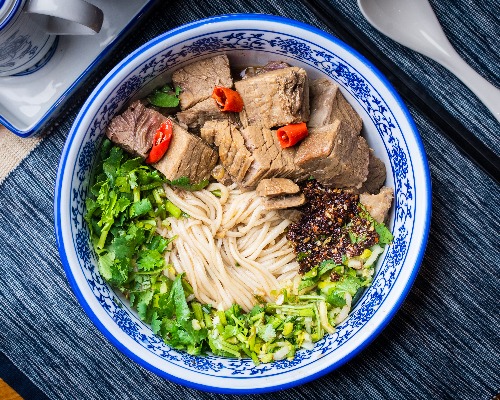Special Beef Dry Noodle 红烧牛肉干拌面