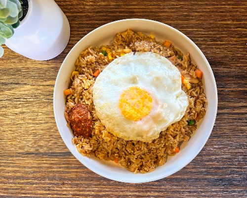 R1. Malaysian Fried Rice (hot) 马来西亚炒饭（辣）