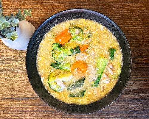 N6. Fried Noodle with Egg Sauce 滑蛋河粉
