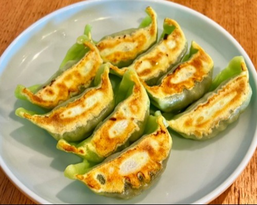 107V. Pan Fried Vegetarian Dumplings 素锅贴 (8pcs)