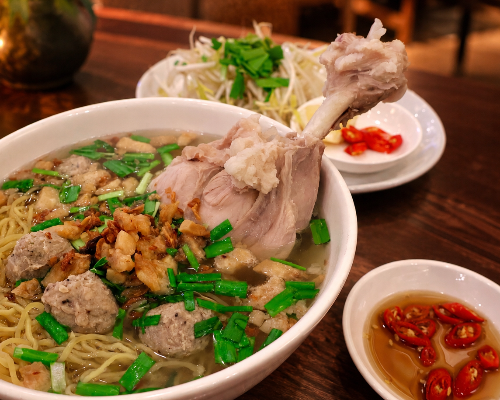 Pork Rib Egg Noodle