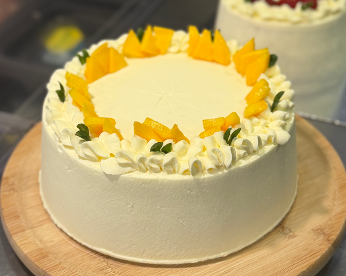 8’ Mango Cream Cake