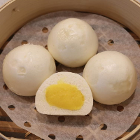 E3 Egg Custard Bun 4pcs奶黄包