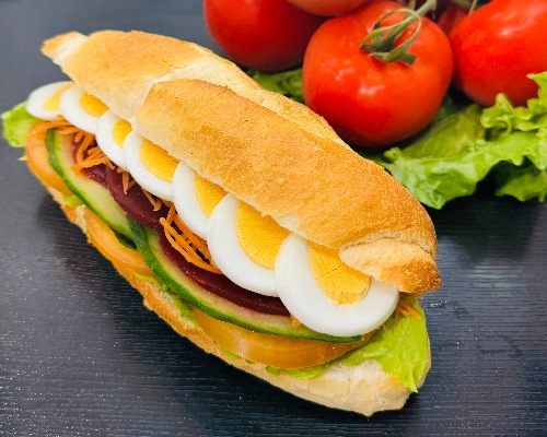Egg & Salad Roll
