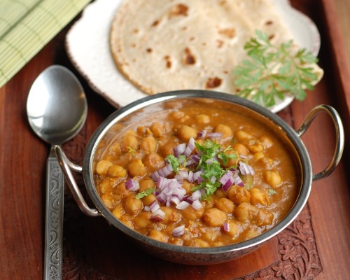 Roti (3pcs) With Channa Masala