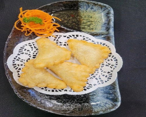 Curry Puff Chicken (4pcs)