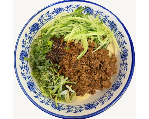炸酱面 Pork Mince Noodles