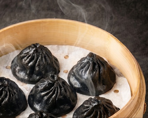 BLACK TRUFFLE XIAO LONG BAO 黑松露小笼包