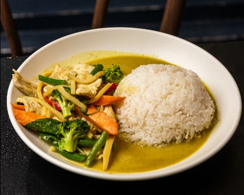Green Curry w/ Rice LS (Signature)