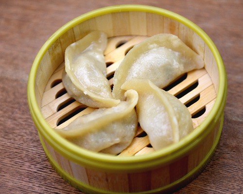 15) 猪肉蒸饺 Pork Dumplings