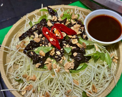 Gỏi Đu Đủ Khô Bò — Beef Jerky Papaya Salad