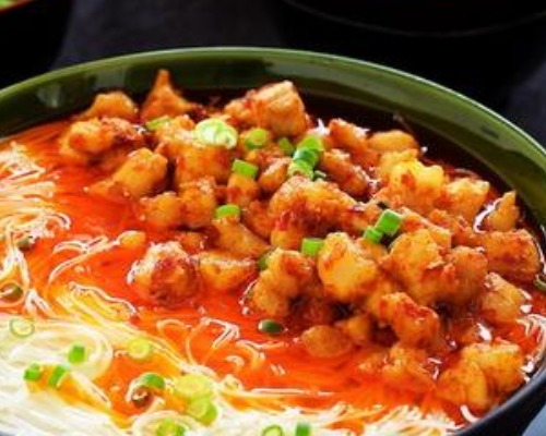 辣味鸡丁面^Spicy Chicken in Noodle Soup (spicy)