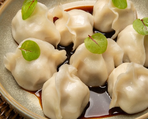 112. Pork & Wombok Dumplings served with In-house Dumpling Sauce 猪肉白菜水饺 (8pcs)