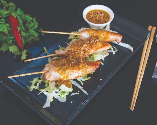 8.Chicken Satay Sticks (2pcs)