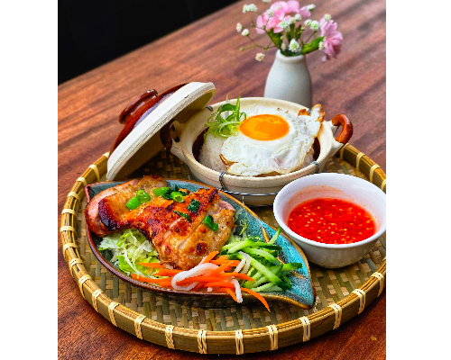 CHAR-GRILLED CHICKEN ON RICE (GF, Egg)