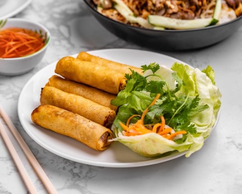 Homemade Pork Spring Rolls (4pcs)